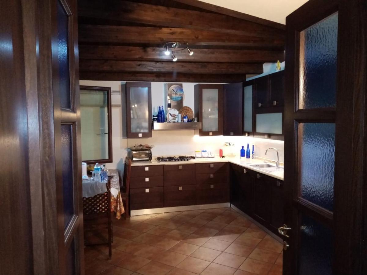 Brezza Di Mare Appartamento In Villa Con Giardino E Spiaggia ,Casa Vacanze Al Mare Куарту-Сант'Елена Екстер'єр фото