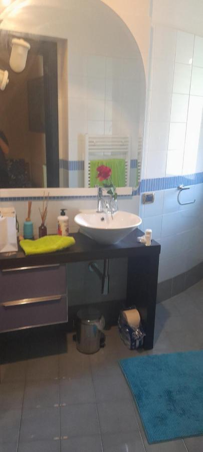 Brezza Di Mare Appartamento In Villa Con Giardino E Spiaggia ,Casa Vacanze Al Mare Куарту-Сант'Елена Екстер'єр фото